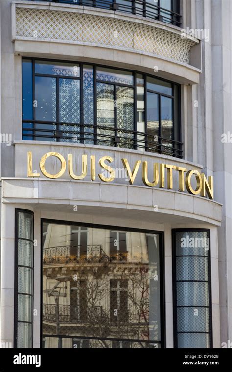 louis vuitton shop front|louis vuitton paris reservation.